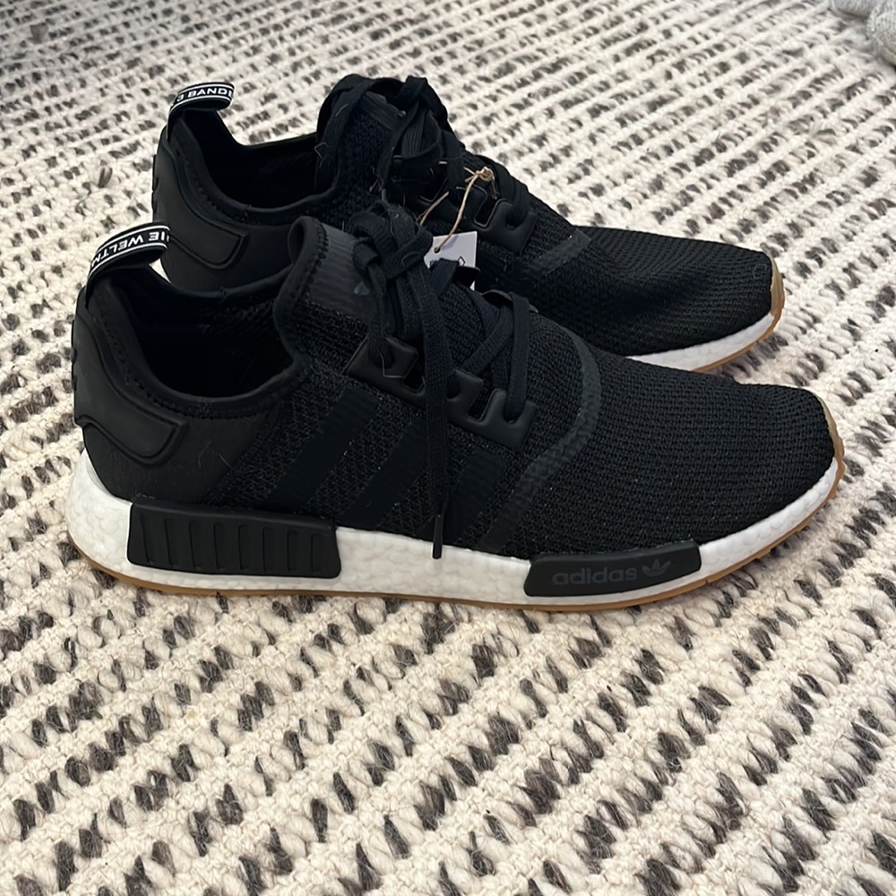 Adidas NMD R1 Black / White / Gum